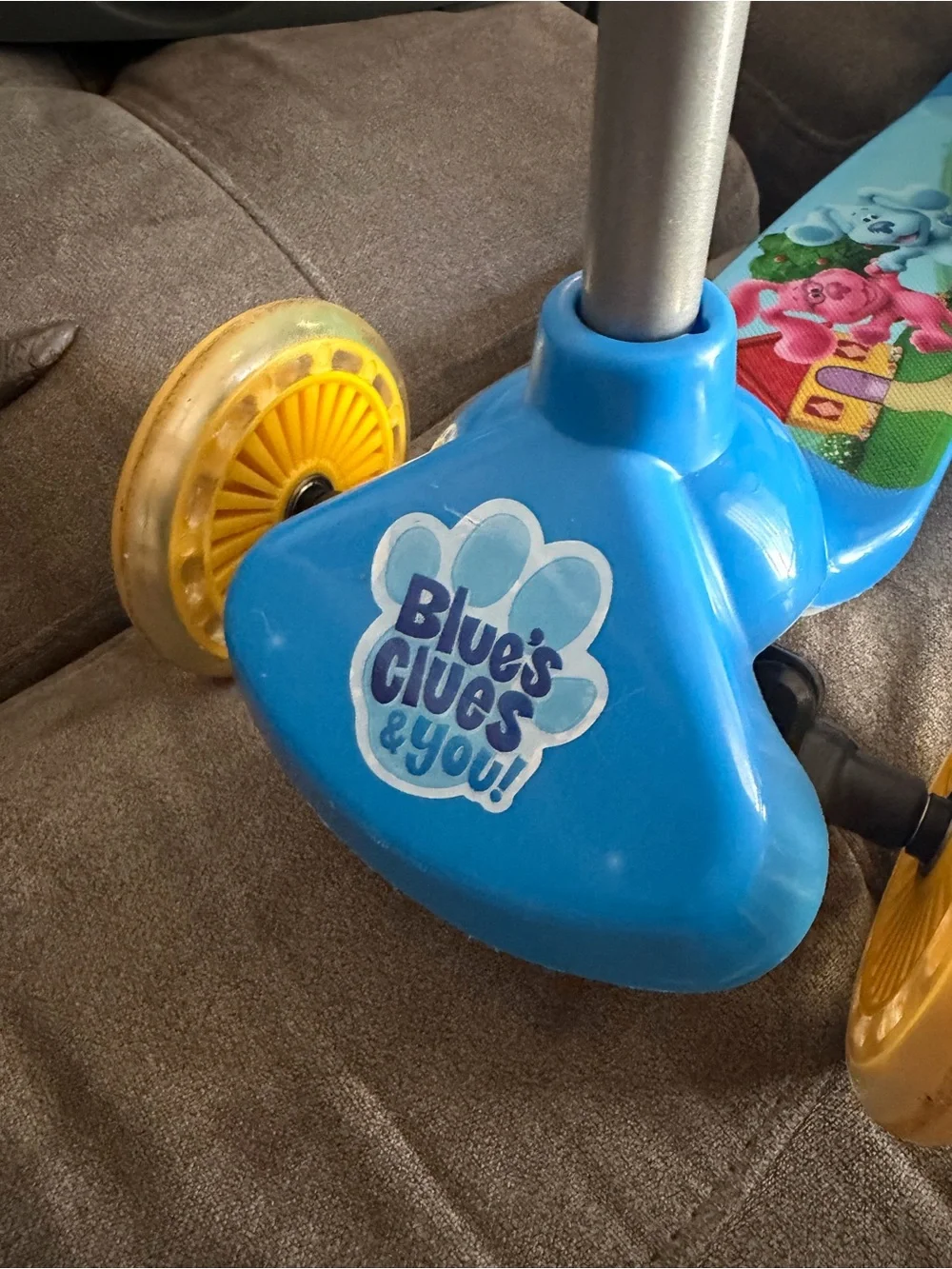 Blue’s Clues 3-Wheel Kids Scooter